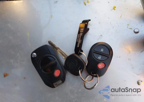 2012 Toyota Tundra Grade 5.7L V8 z USA, uszkodzony, nr VIN 5TFDW5F10CX211644